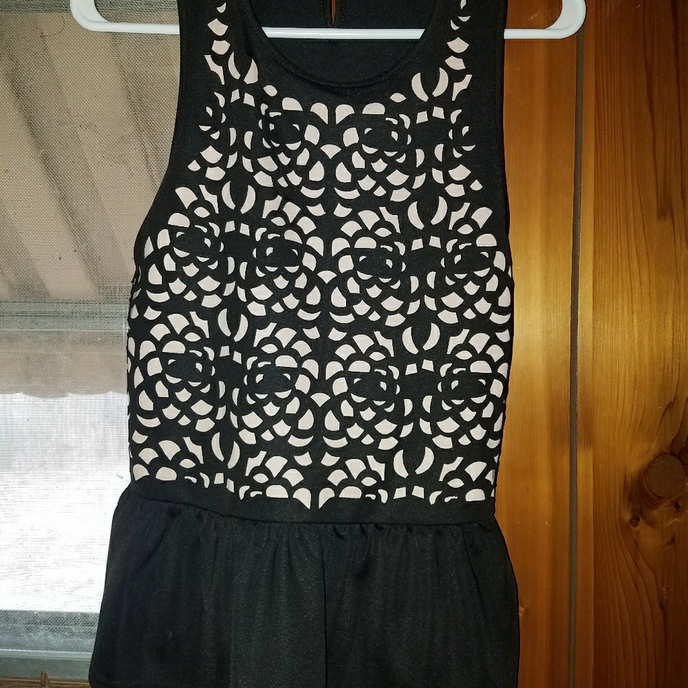 Peplum tank with front detail